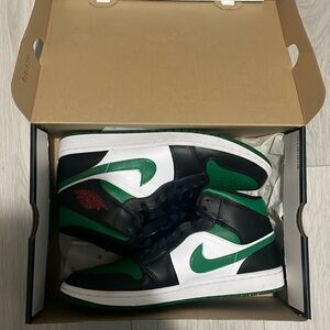 For sale: **Air Jordan 1 Mid - Black/Pine Green/White/Gym Red**.